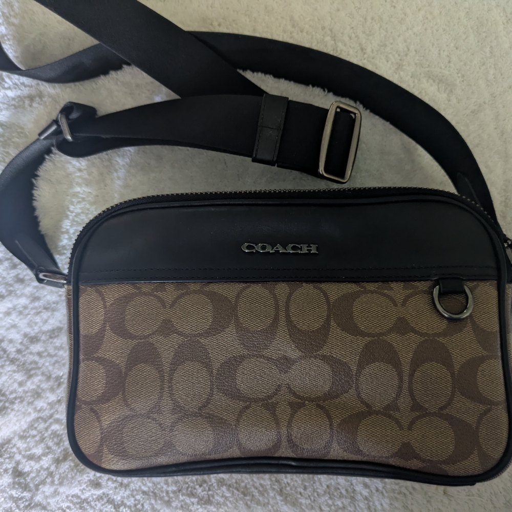 Coach Black and Brown Belt Bag with Signature Style - Picture 1 of 6